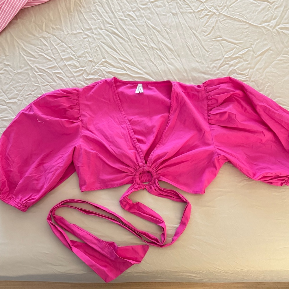 Live 4 Truth Hot Pink Puff Sleeve Wrap Crop Top | Size L